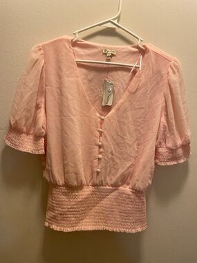 Francesca's Collections Pale Pink V-Neck Puff Sleeve Blouse